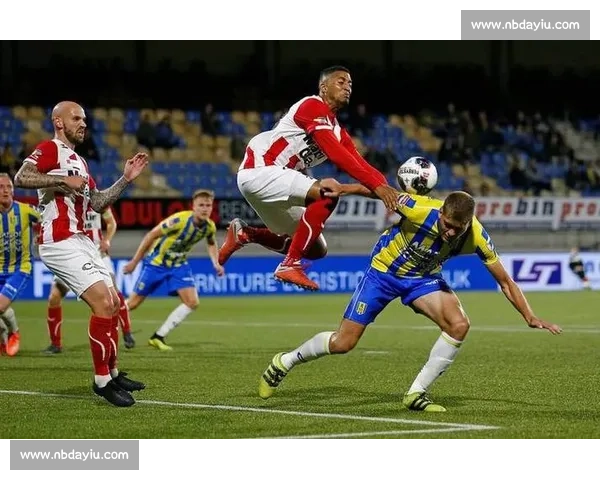 法甲焦点对决雷恩主场迎战里昂争夺关键三分走势解析与赛季前景观察