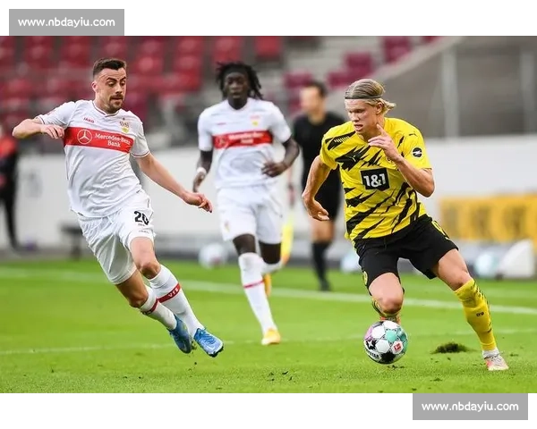 欧冠焦点战回顾AC米兰对决拜仁精彩视频全景解析战术攻防名场面合集